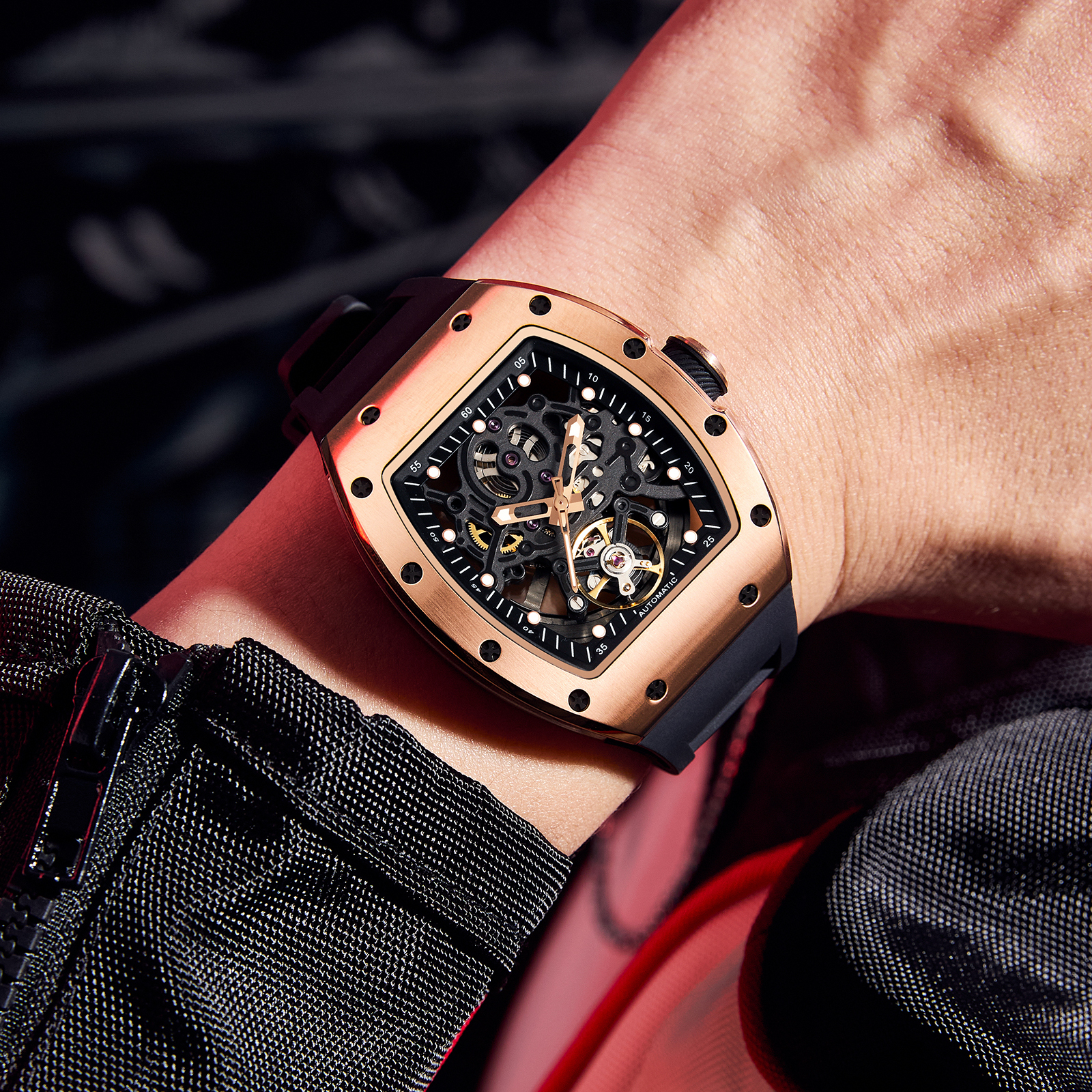 THE TRENDSETTER Designs New 91 - Compass Watch Luxury avaliação e preço