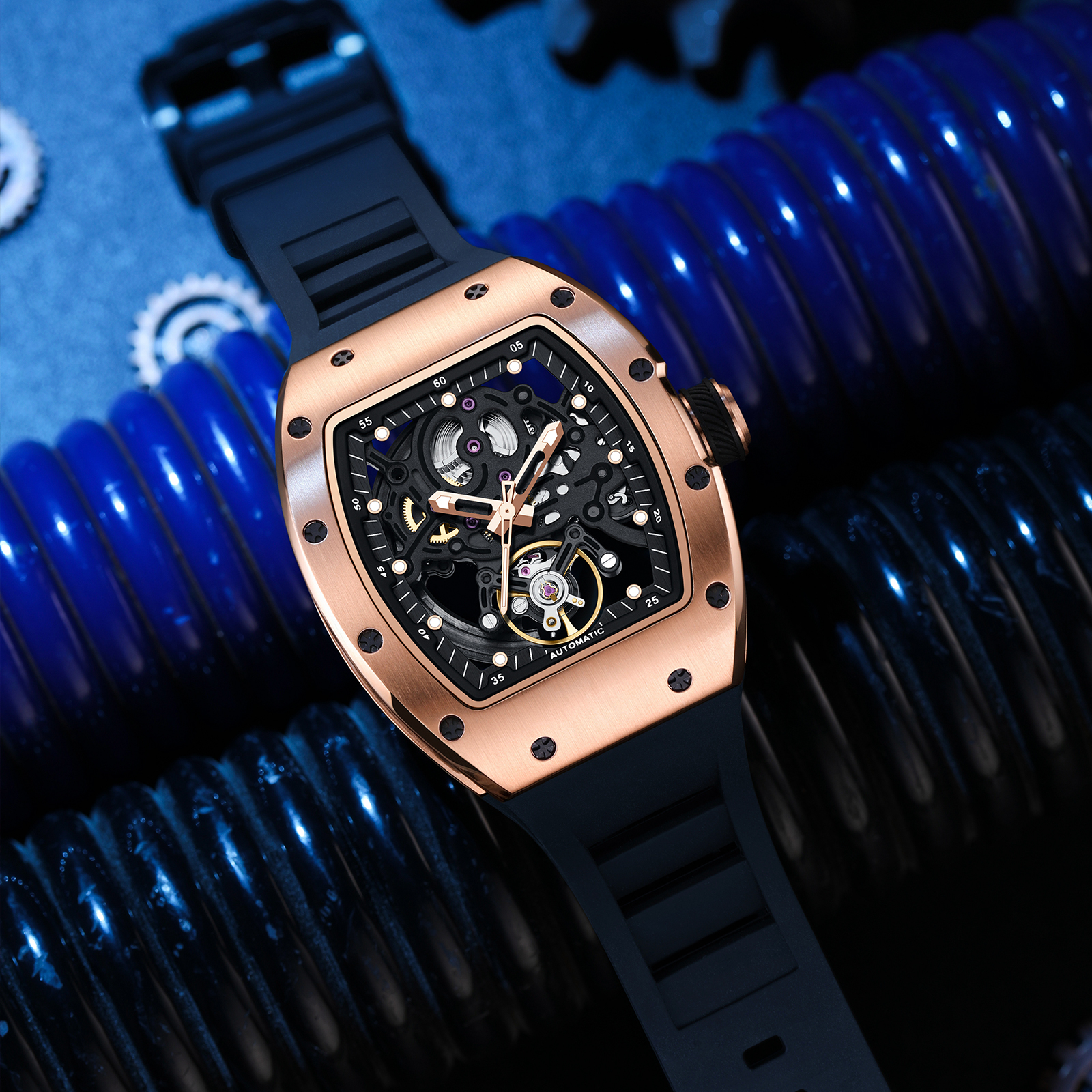 THE TRENDSETTER Designs New 91 - Compass Watch Luxury avaliação e preço